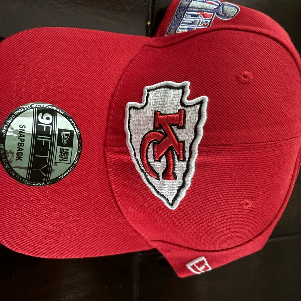 Brand New Nike Chiefs Adjustable Hat